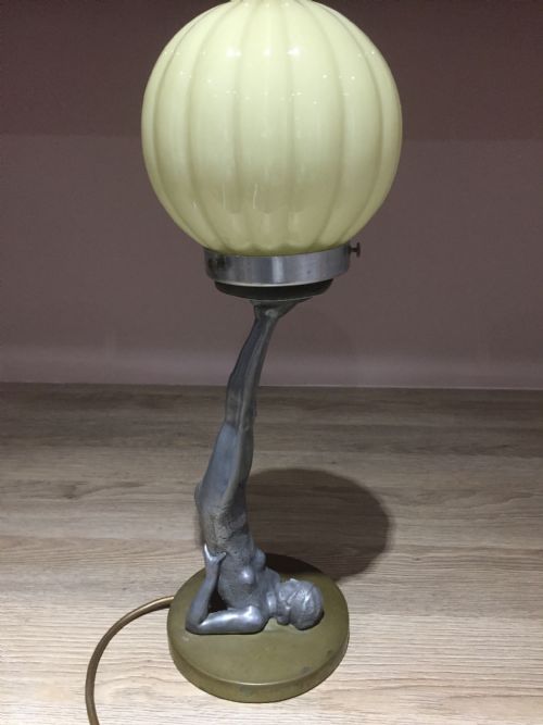 An Art Deco ‘Bathing Belle’ Spelter Light