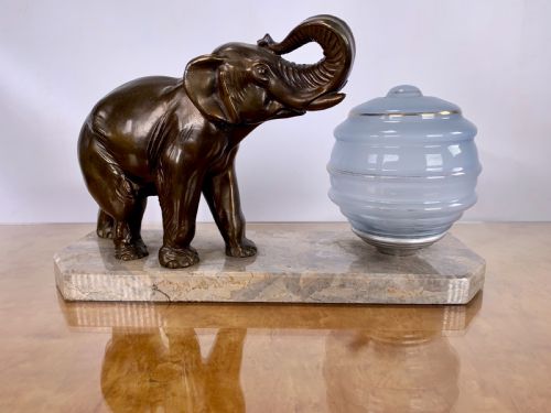 Art Deco Lamp