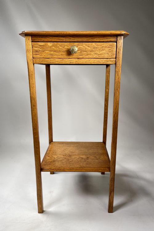 1930’S Oak Side/lamp Table