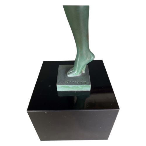 fig 2. Art Deco Figure signed ‘Derenne’