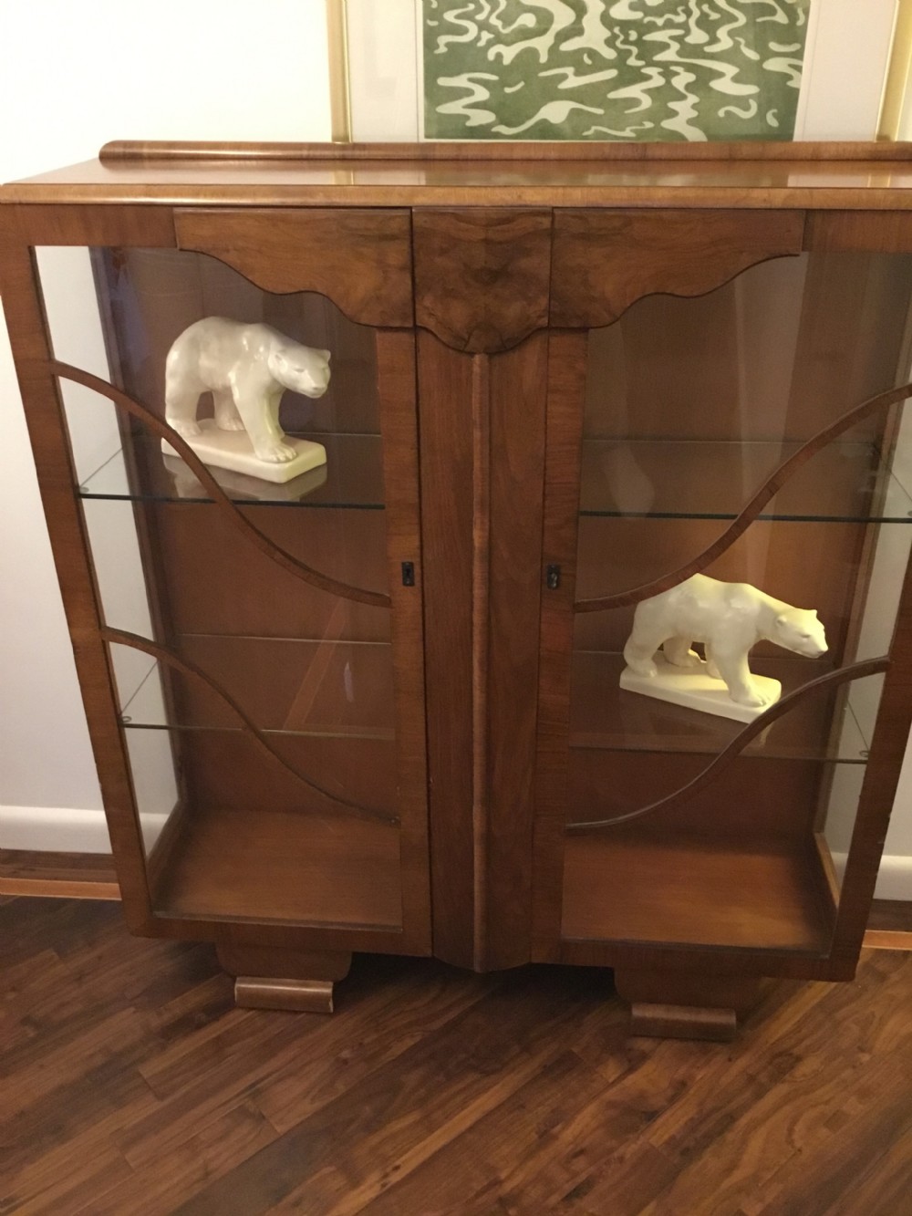A Good Quality Art Deco Display Cabinet