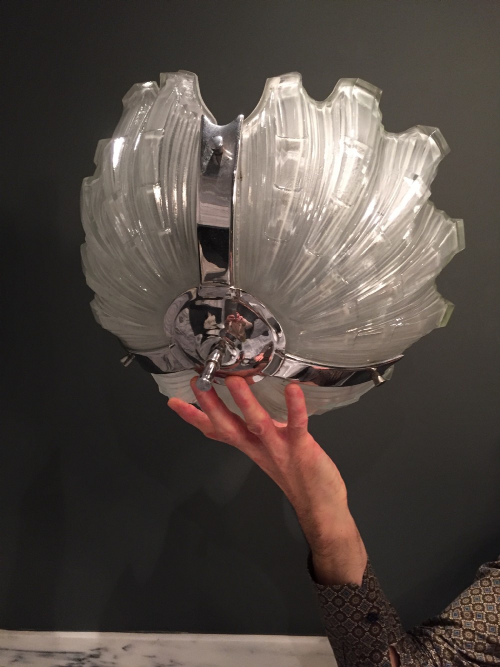 An Art Deco Opaque Glass Shell Pendant Lampshade.