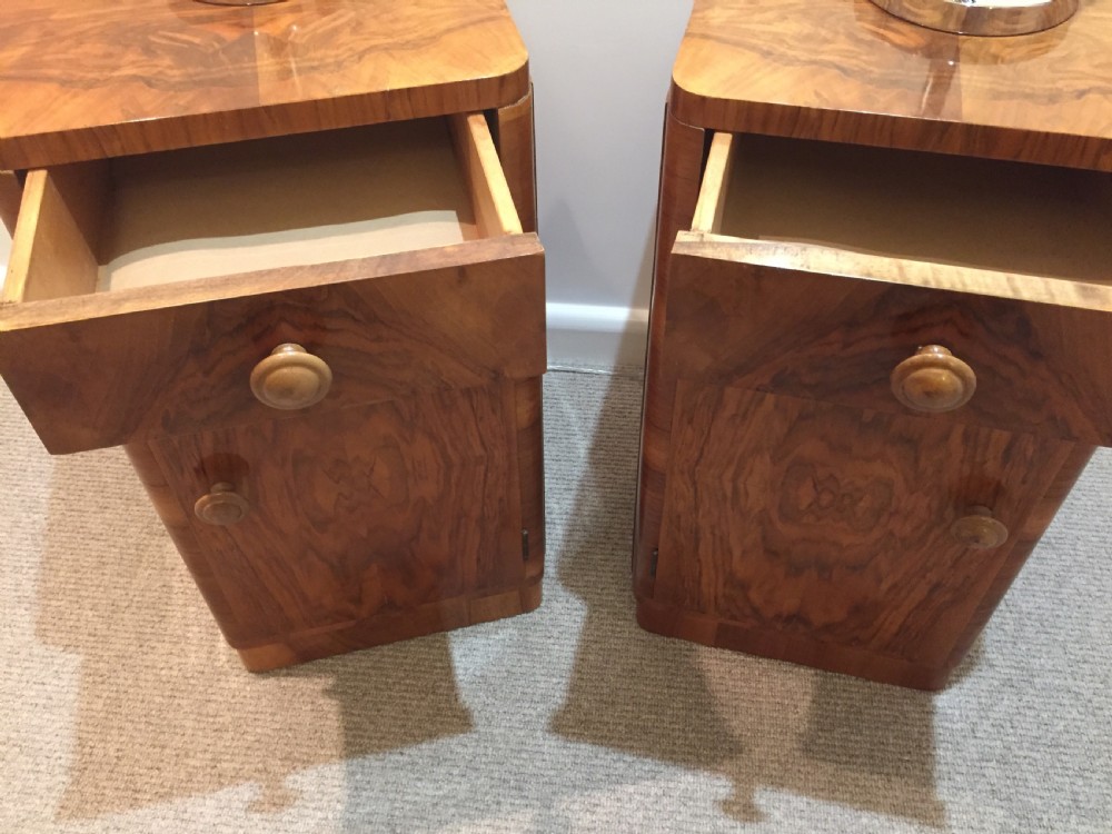 A Good Pair of Art Deco Walnut Bedside Cabinets  View VIII