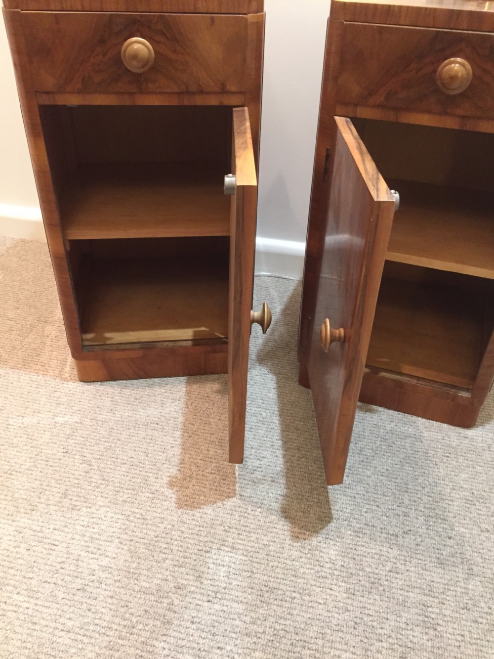 A Good Pair of Art Deco Walnut Bedside Cabinets  View IX