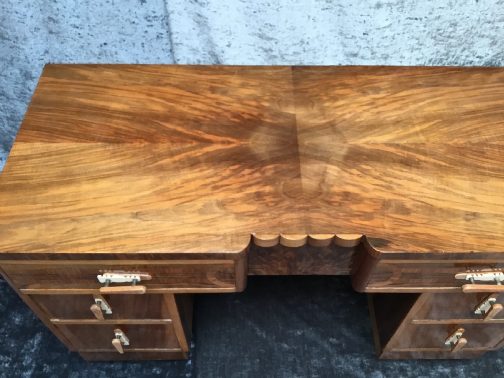 An Art Deco Desk View VIII