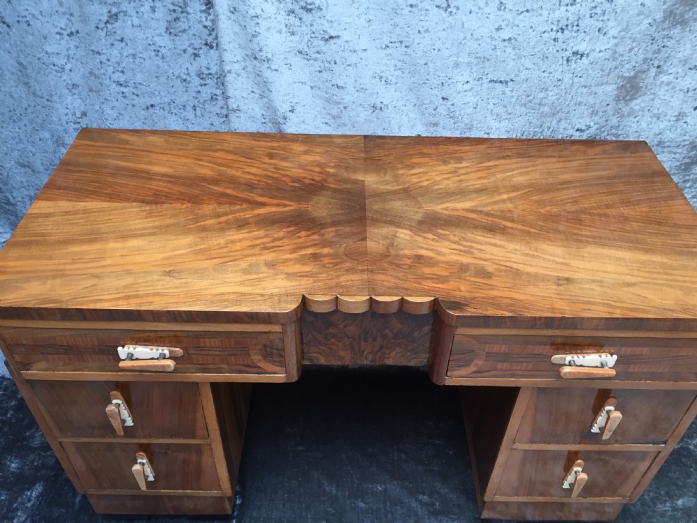 An Art Deco Desk View XI