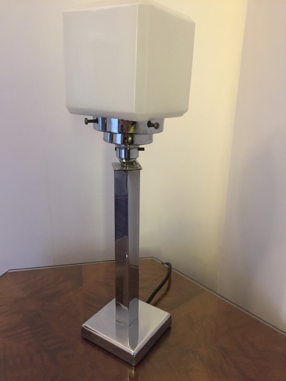 An Art Deco Light View V
