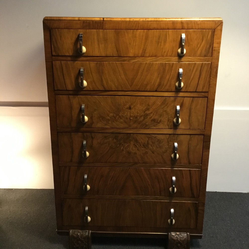 An Art Deco Chest of Drawers