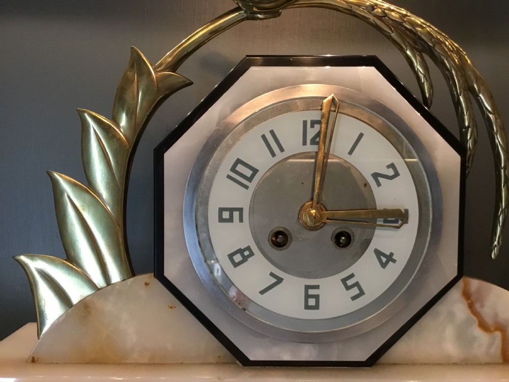 A French Art Deco Mantel Clock View VII