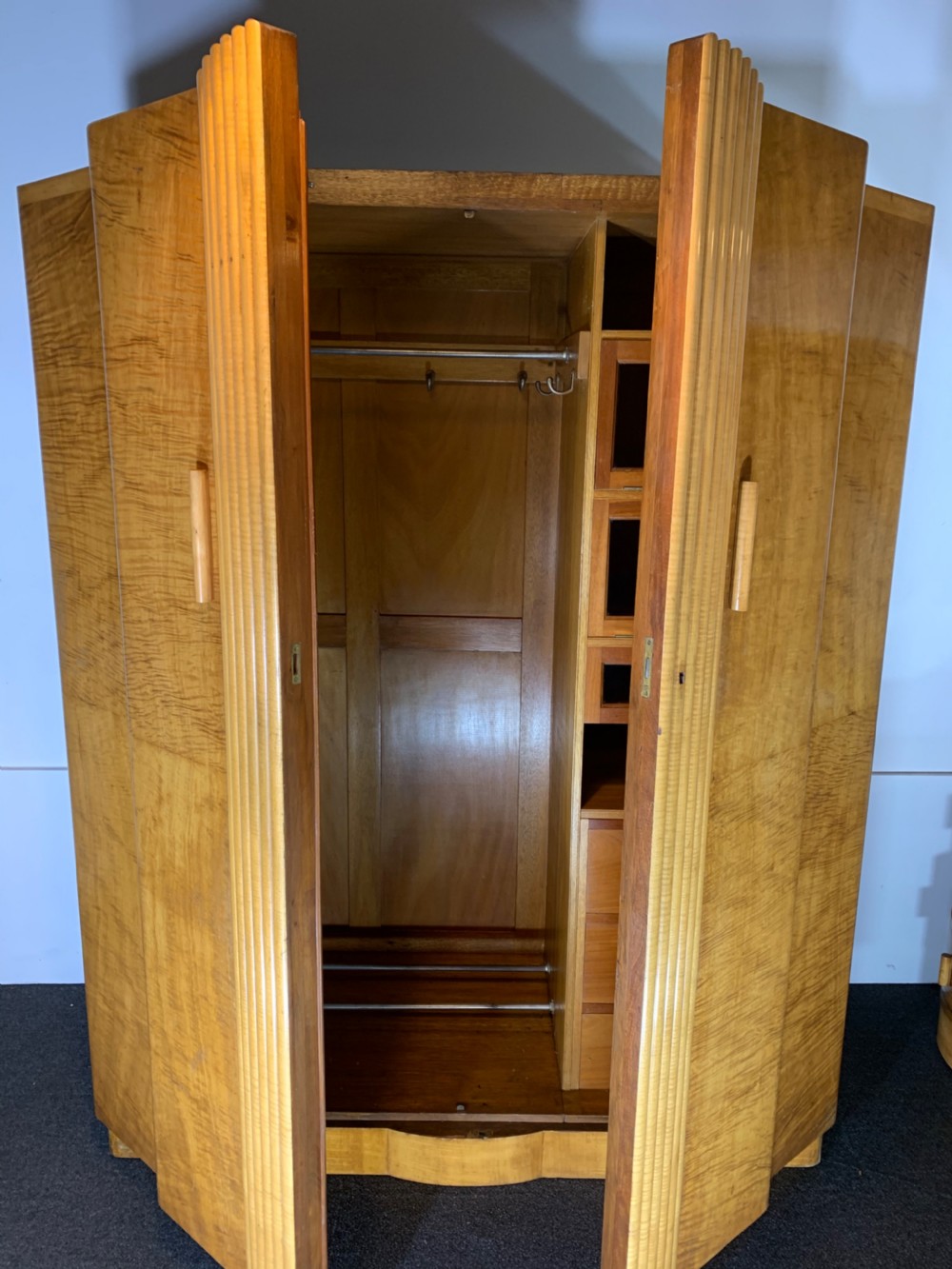 Art Deco Epstein Double Wardrobe View XIII