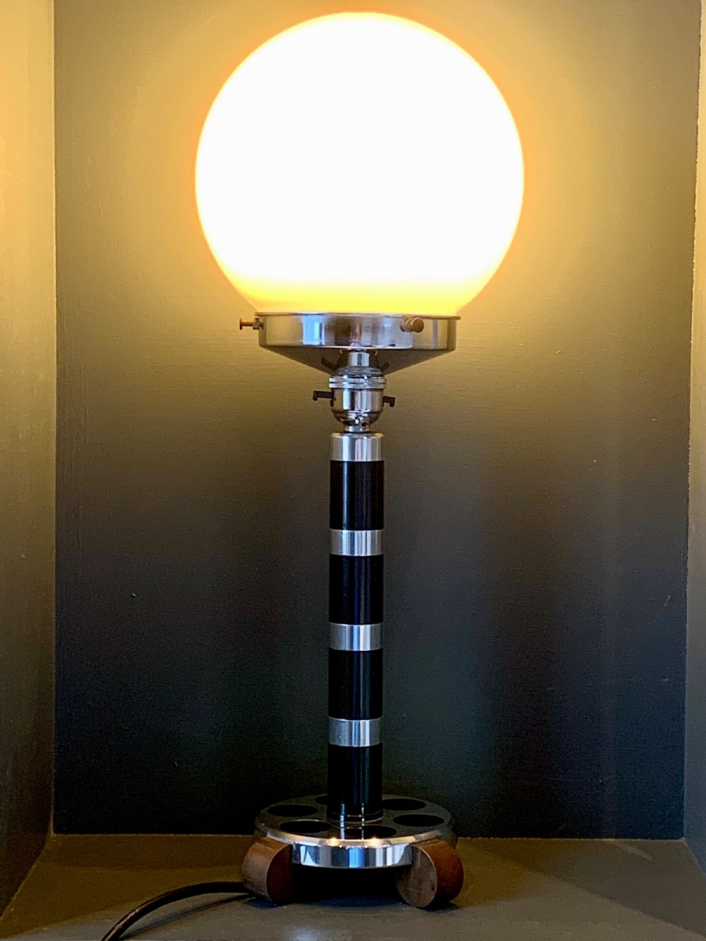 Art Deco Lamp