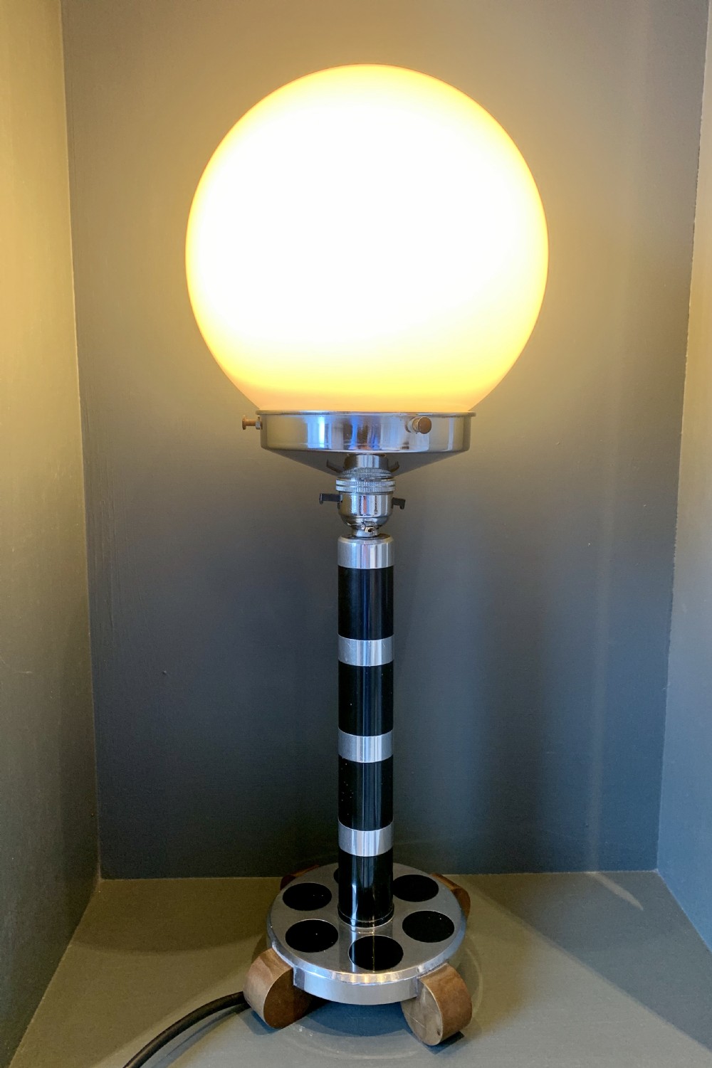 Art Deco Lamp View IV