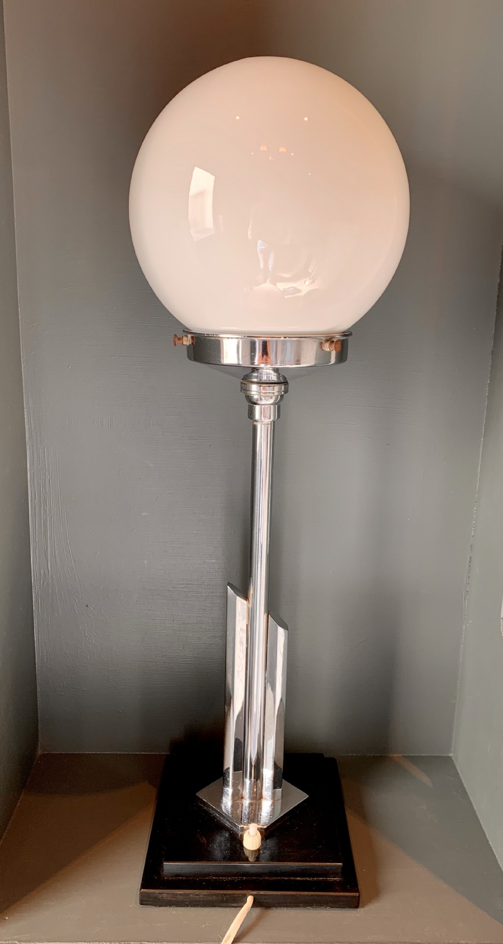 Art Deco Lamp
