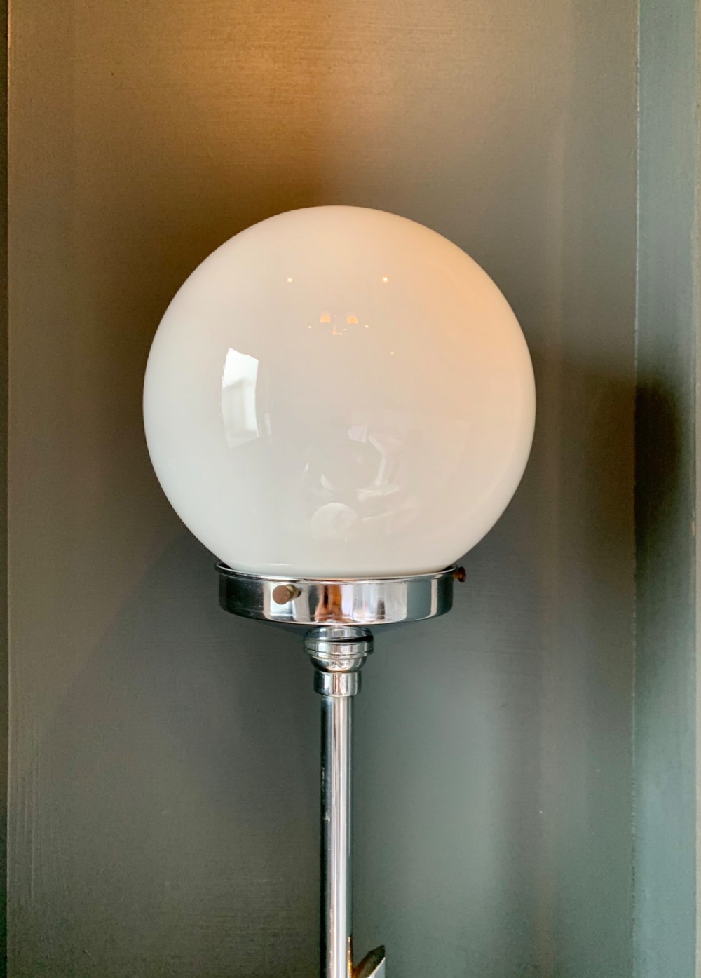 Art Deco Lamp View IV