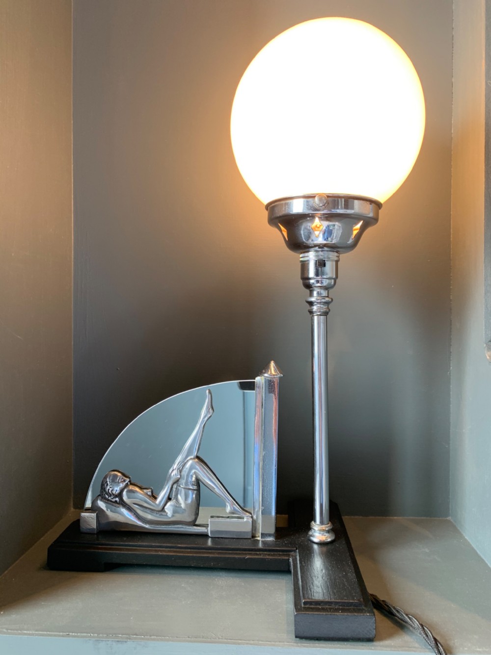 Art Deco Lamp