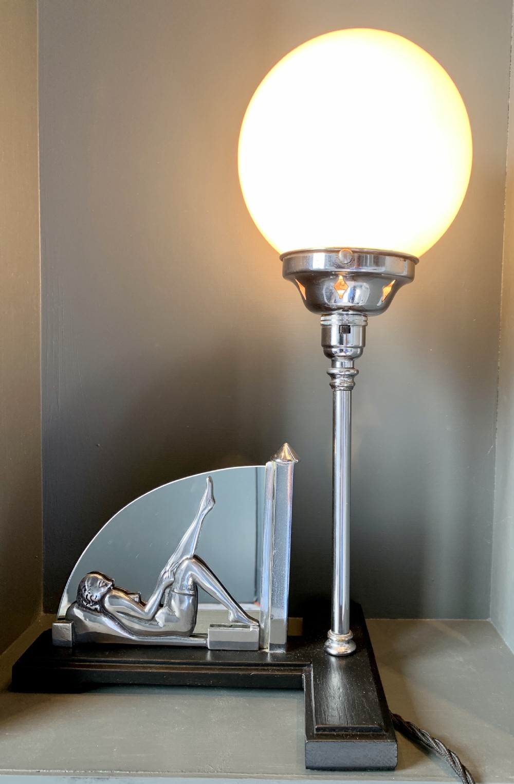 Art Deco Lamp View IV