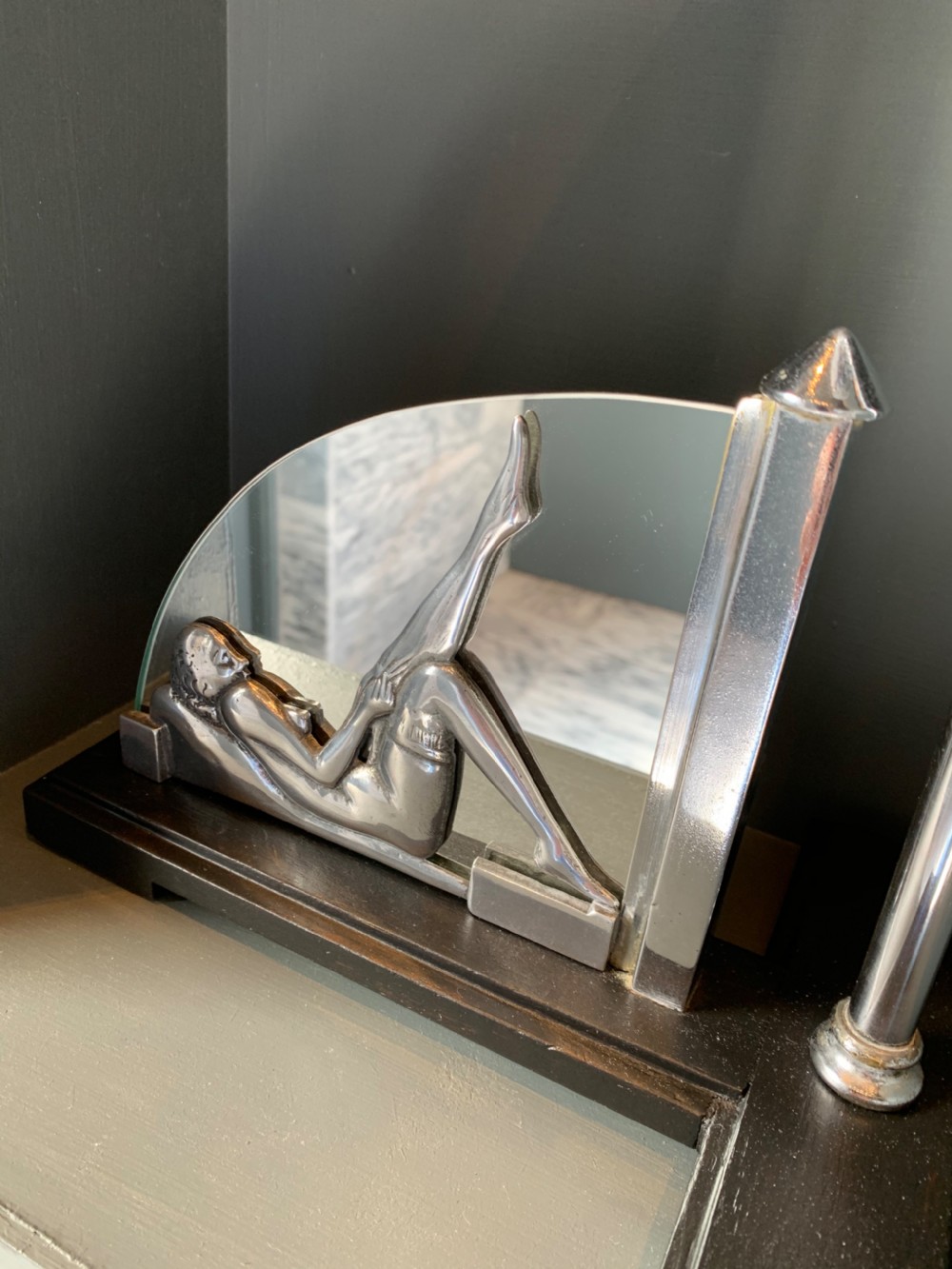 Art Deco Lamp View V