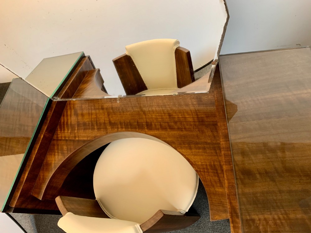 Art Deco Dressing Table View V