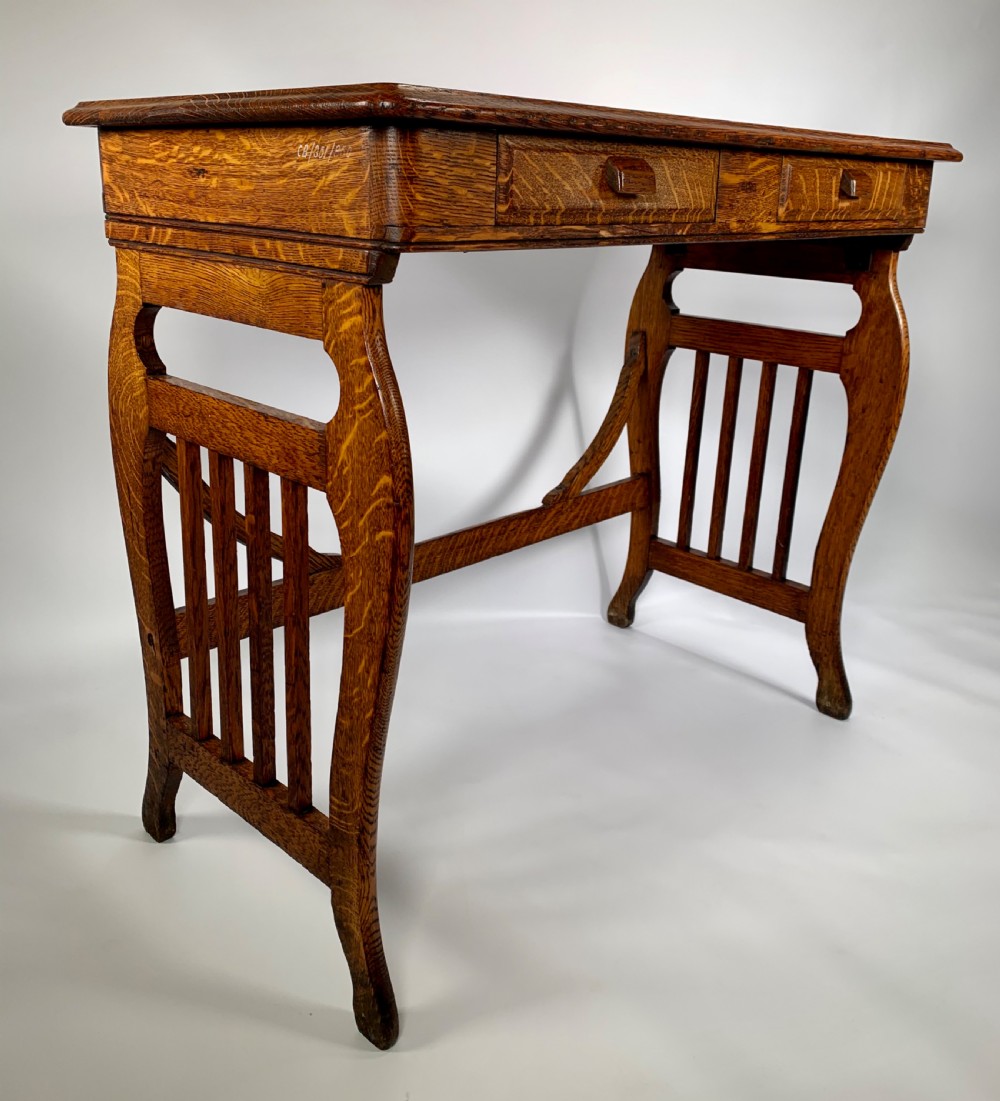 Arts and Crafts Desk