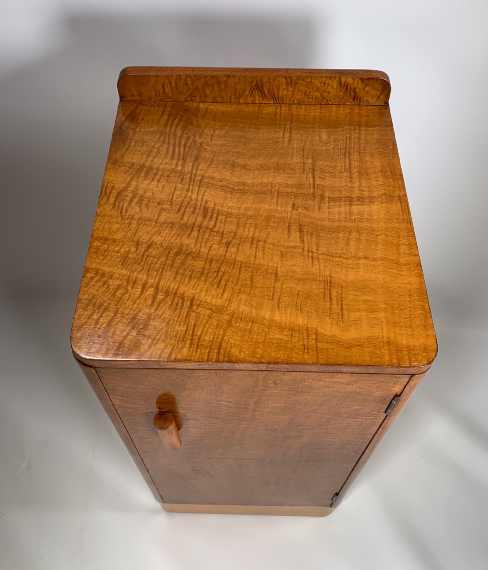 Epstein Bedside Cabinet View VI