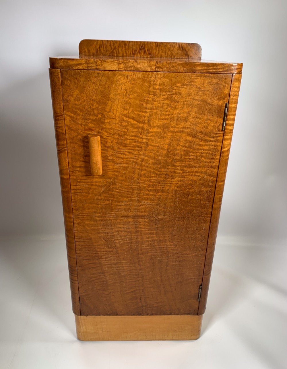 Epstein Bedside Cabinet View VIII