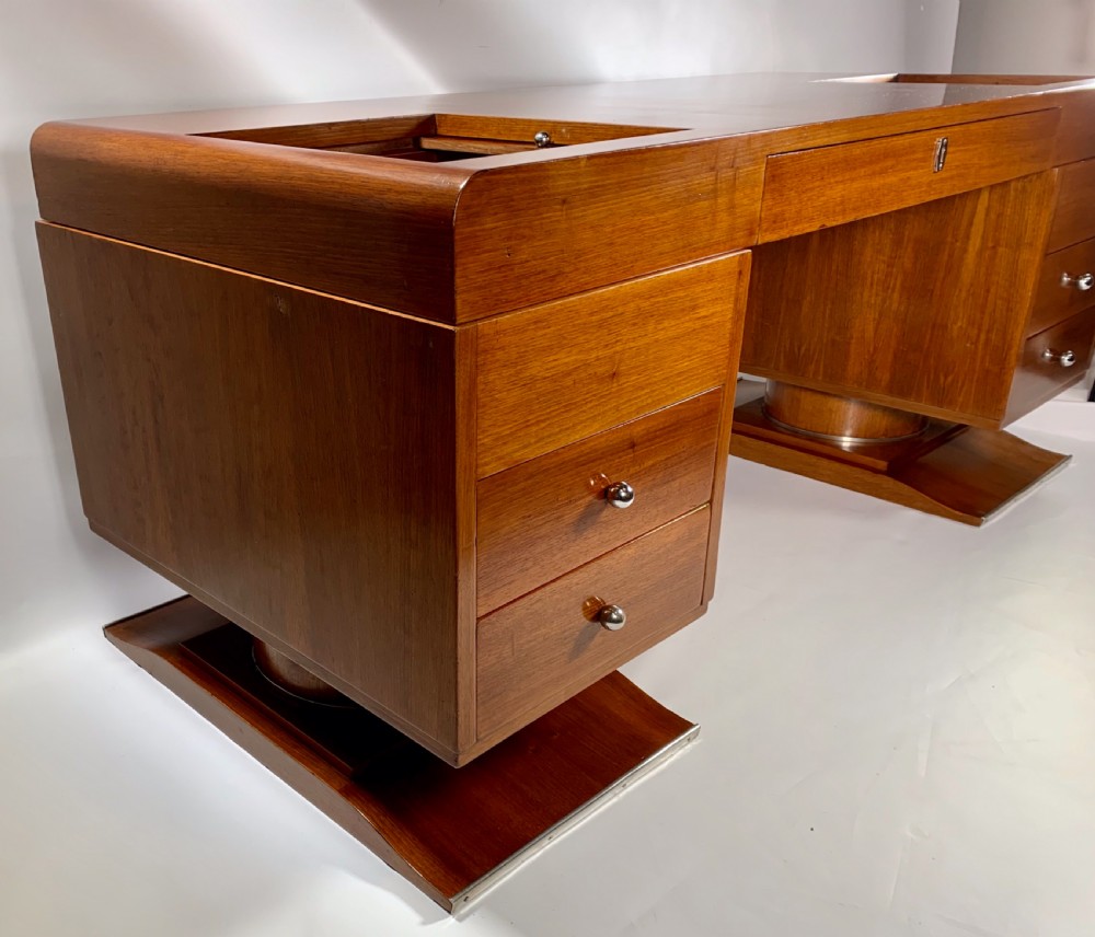 French Art Deco Desk View X