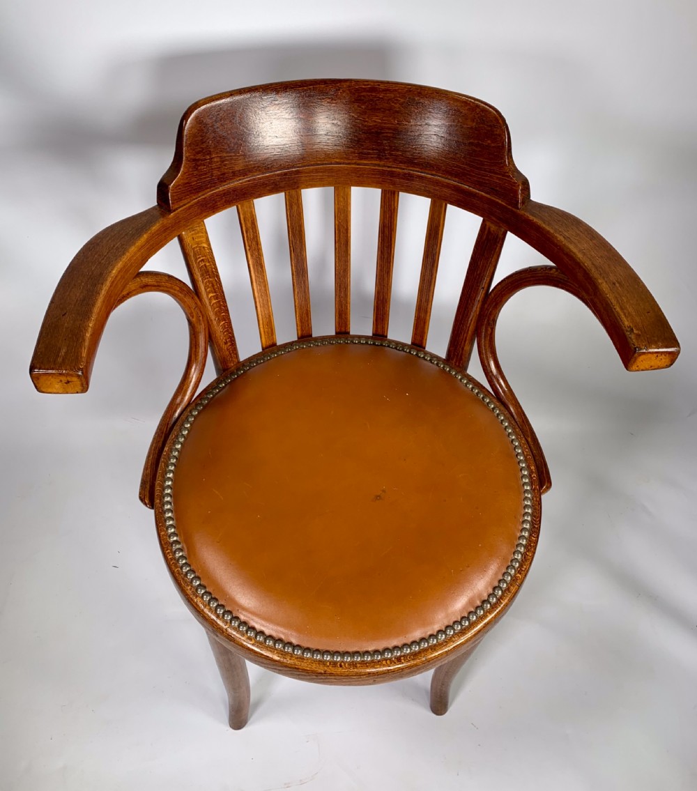 Thonet Chair View V