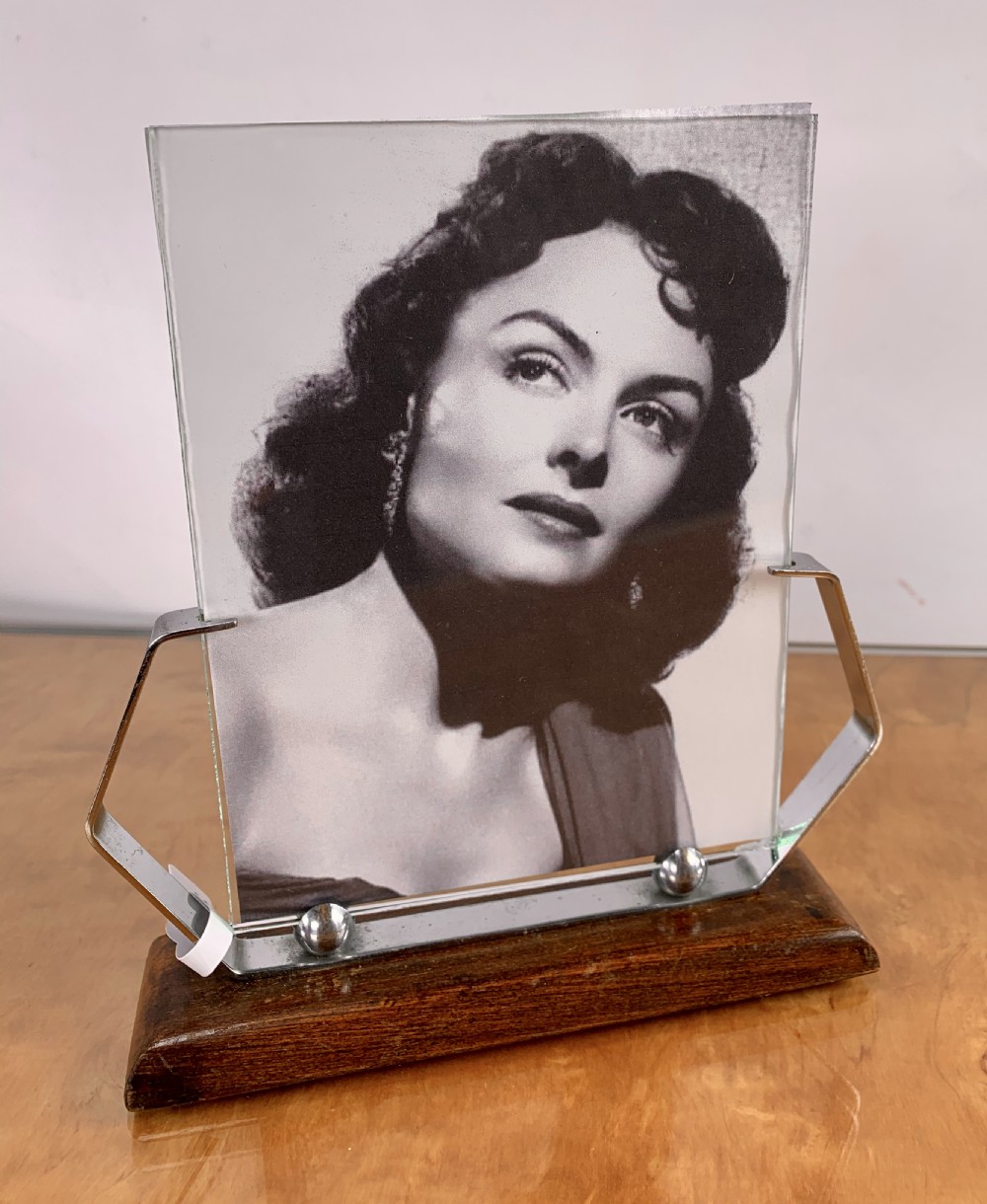 Art Deco Photo Frame View IV