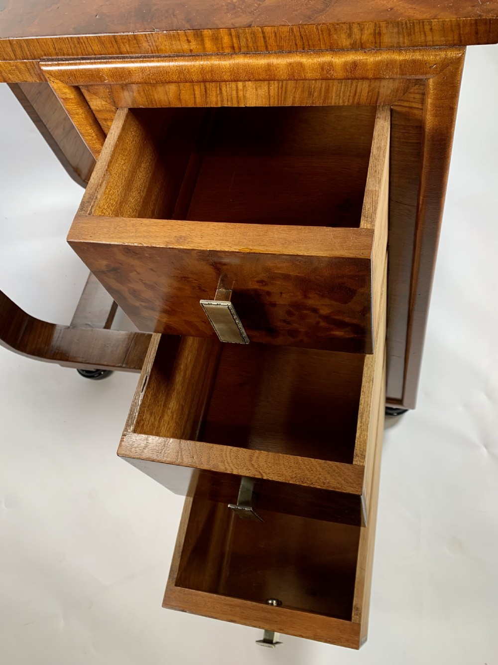 Art Deco Table View V