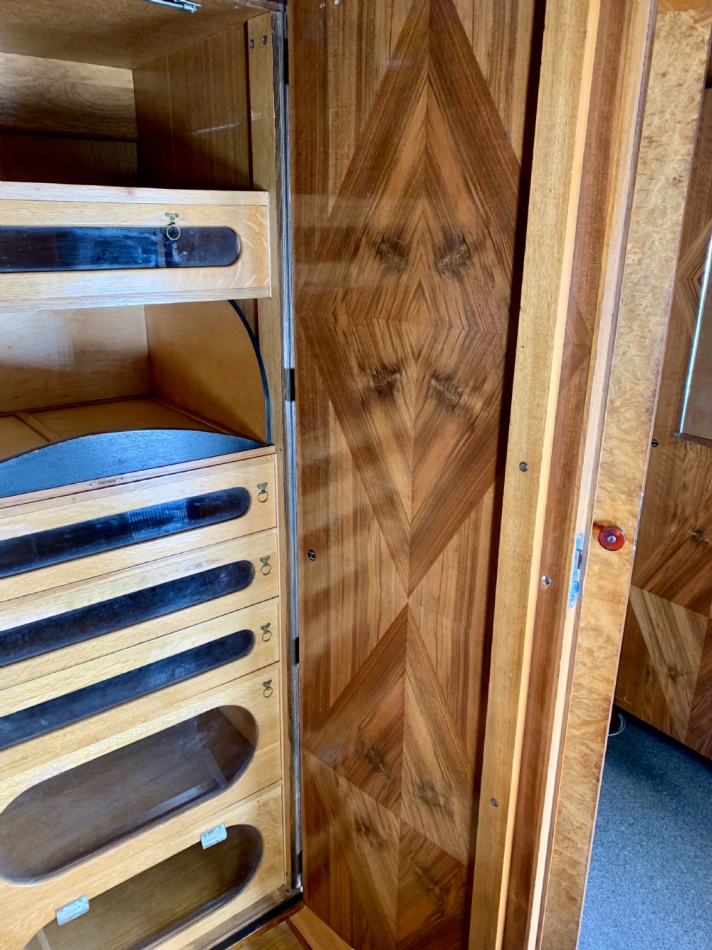 Art Deco Wardrobe  View VIII