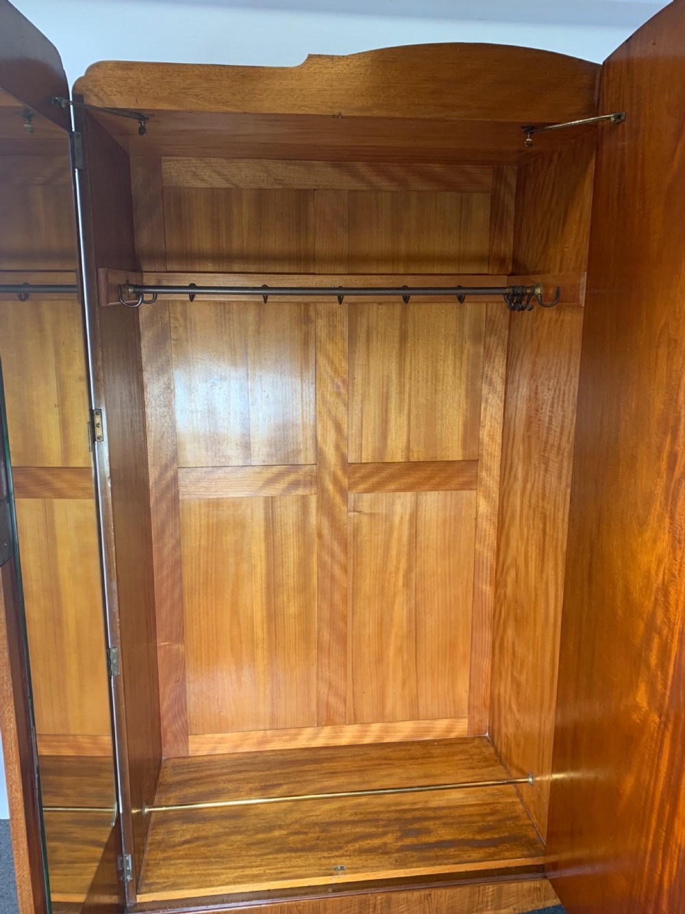 Art Deco Triple Wardrobe  View VII