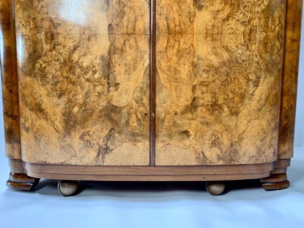 Art Deco Wardrobe  View IV