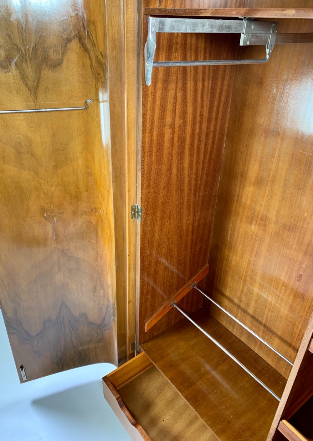 Art Deco Wardrobe  View VI