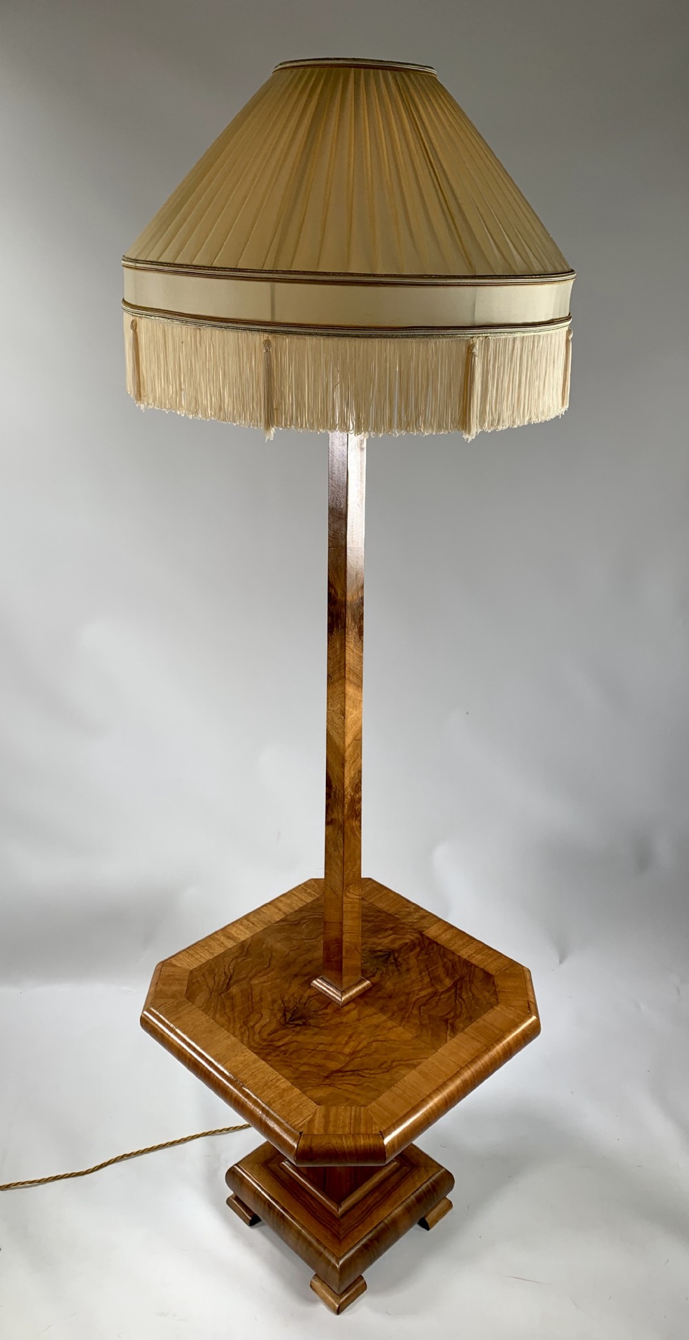 Art Deco Lamp Table