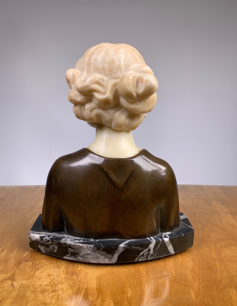 Art Deco Bust View V