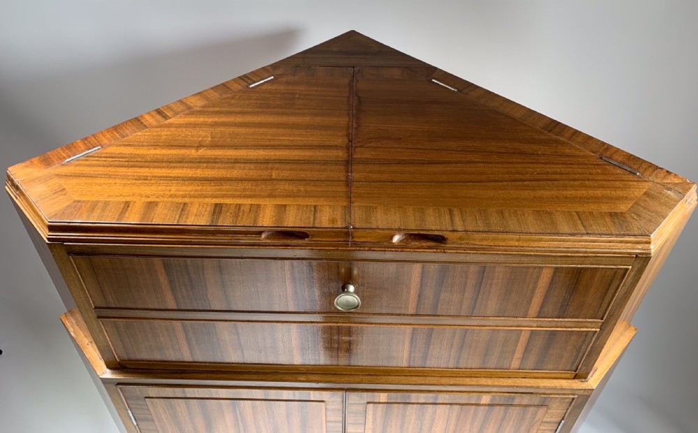 Corner Cocktail Cabinet View IV