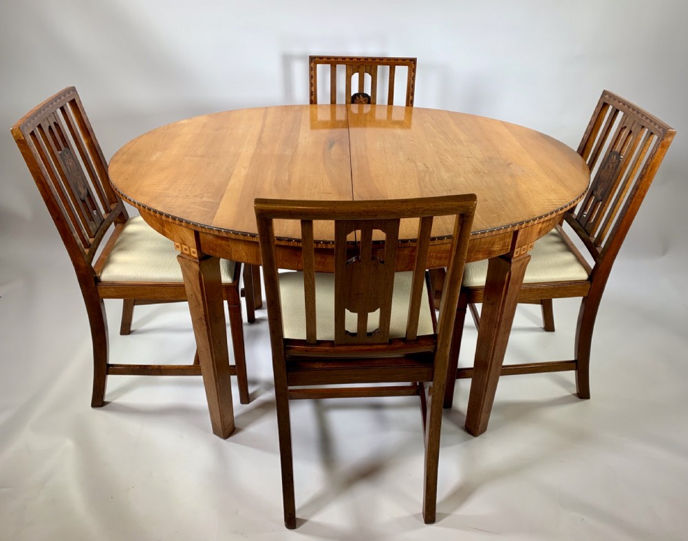 1930‘s Dining Room Table and Four Chairs