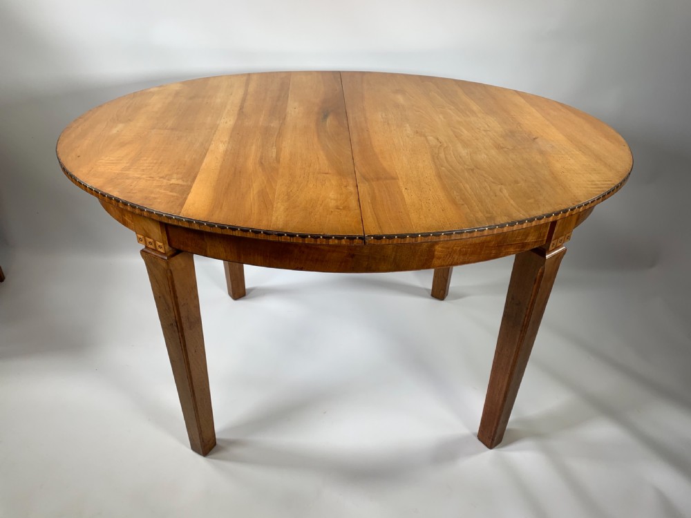 1930‘s Dining Room Table and Four Chairs View VII