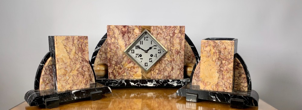 Art Deco Clock View XII