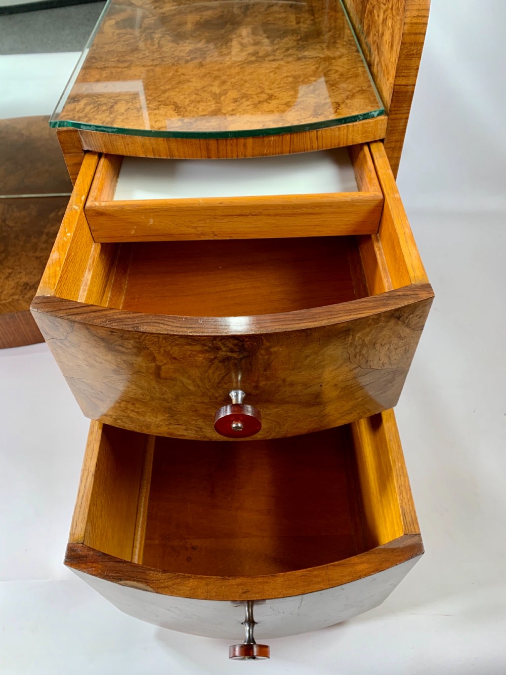 Art Deco Dressing Table  View VIII