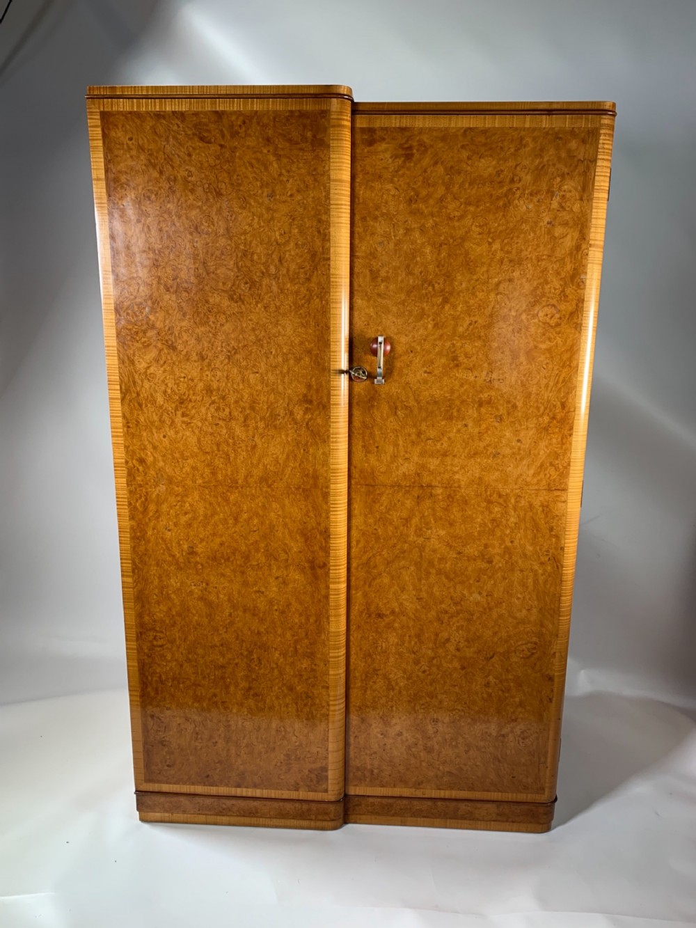 A Fine Art Deco Tallboy