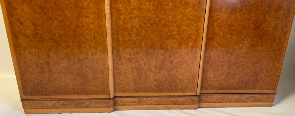 A Fine Art Deco Wardrobe  View VIII