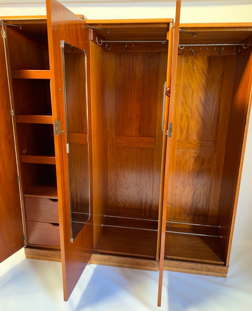 A Fine Art Deco Wardrobe  View XI