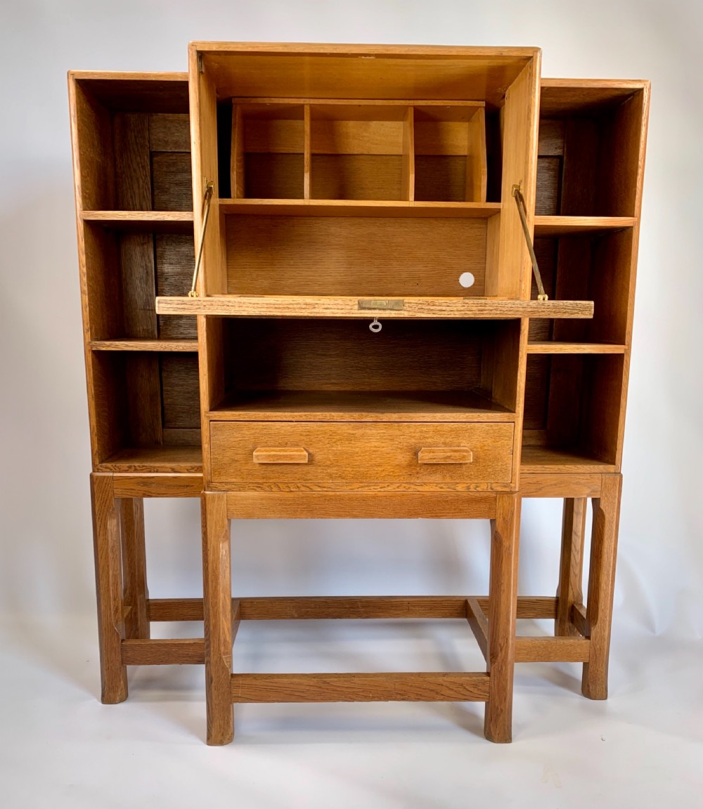 1930s Oak Bureau in the style of Heal's View II
