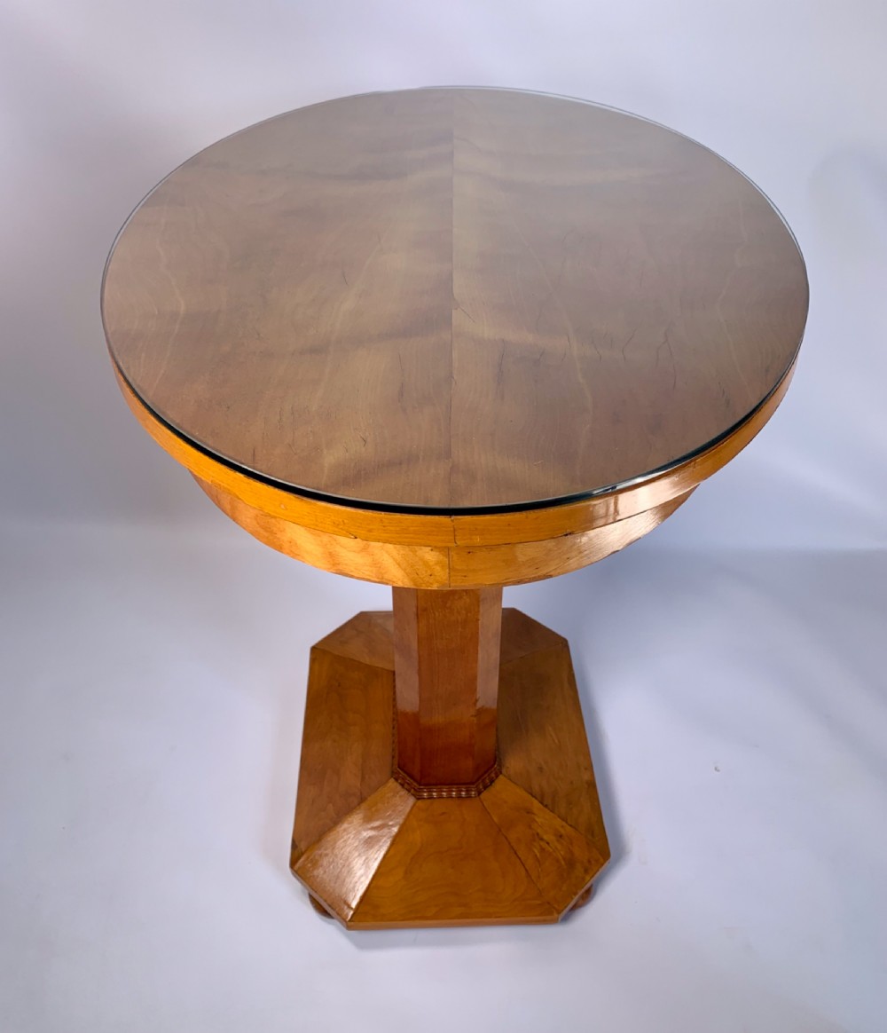 Art Deco Table View VIII