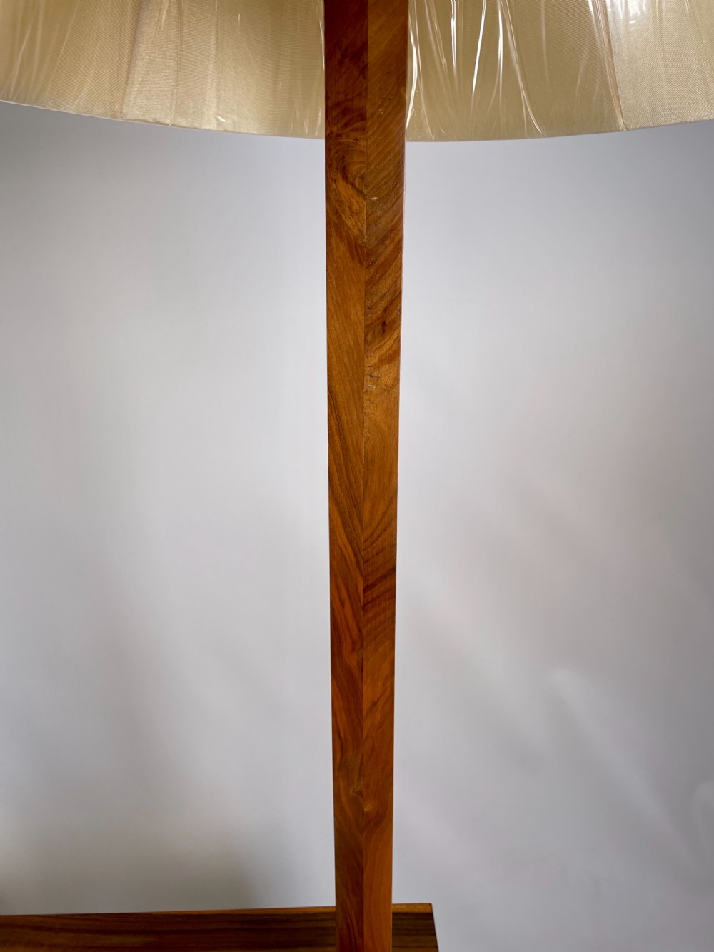 Art Deco Lamp Table View VI