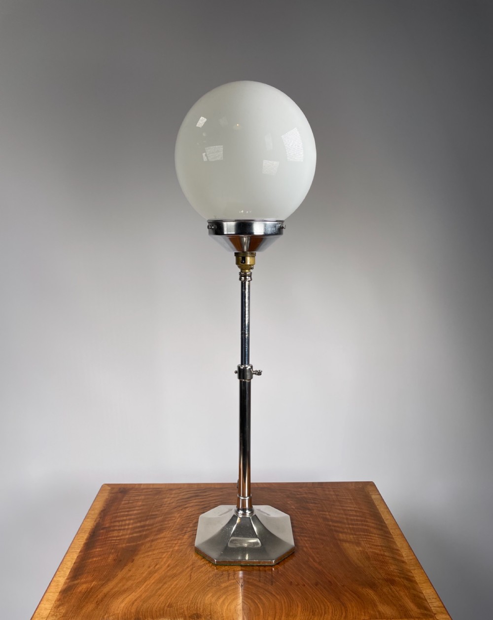 A Telescopic Art Deco Lamp