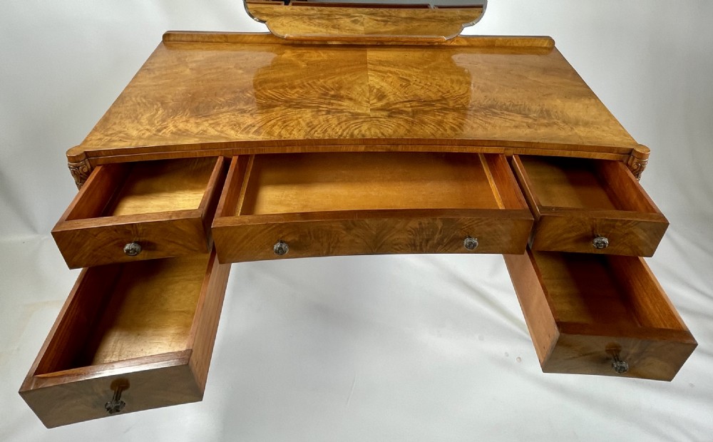 Art Deco Dressing Table View IV