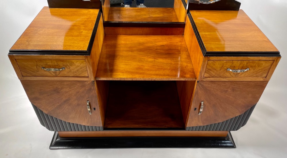 Art Deco Dressing Table View IV
