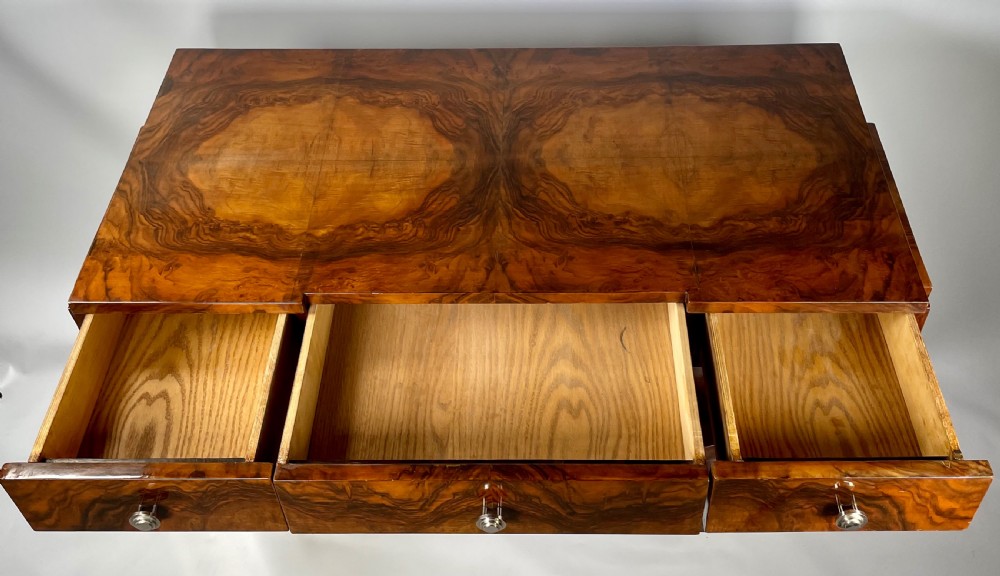 A French Art Deco Console Table View VIII